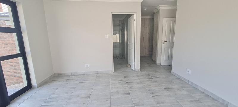 3 Bedroom Property for Sale in Dana Bay Western Cape